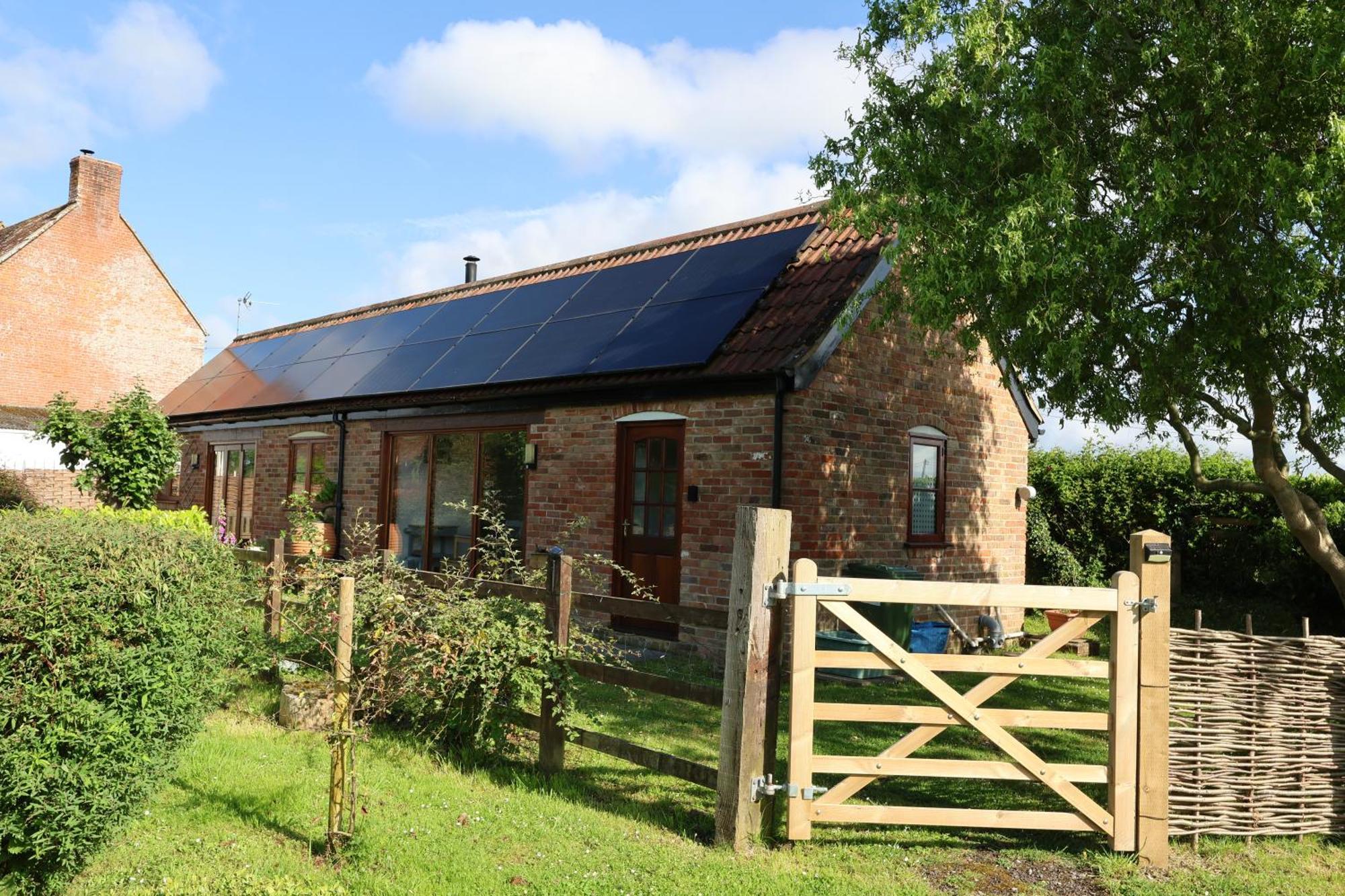 Tranquil And Cosy Cottage On The Somerset Levels Μπριτζγουότερ Εξωτερικό φωτογραφία